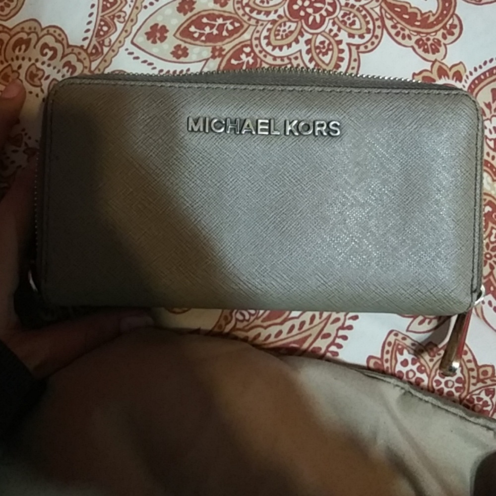 Michael Kors wallet